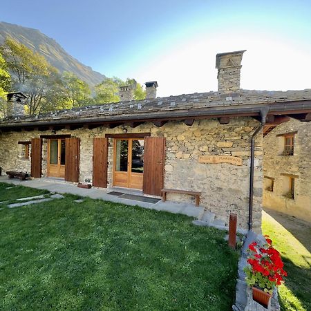 La Mizoun De Marguerito - Appartamento Genziana Chiappera Exterior photo