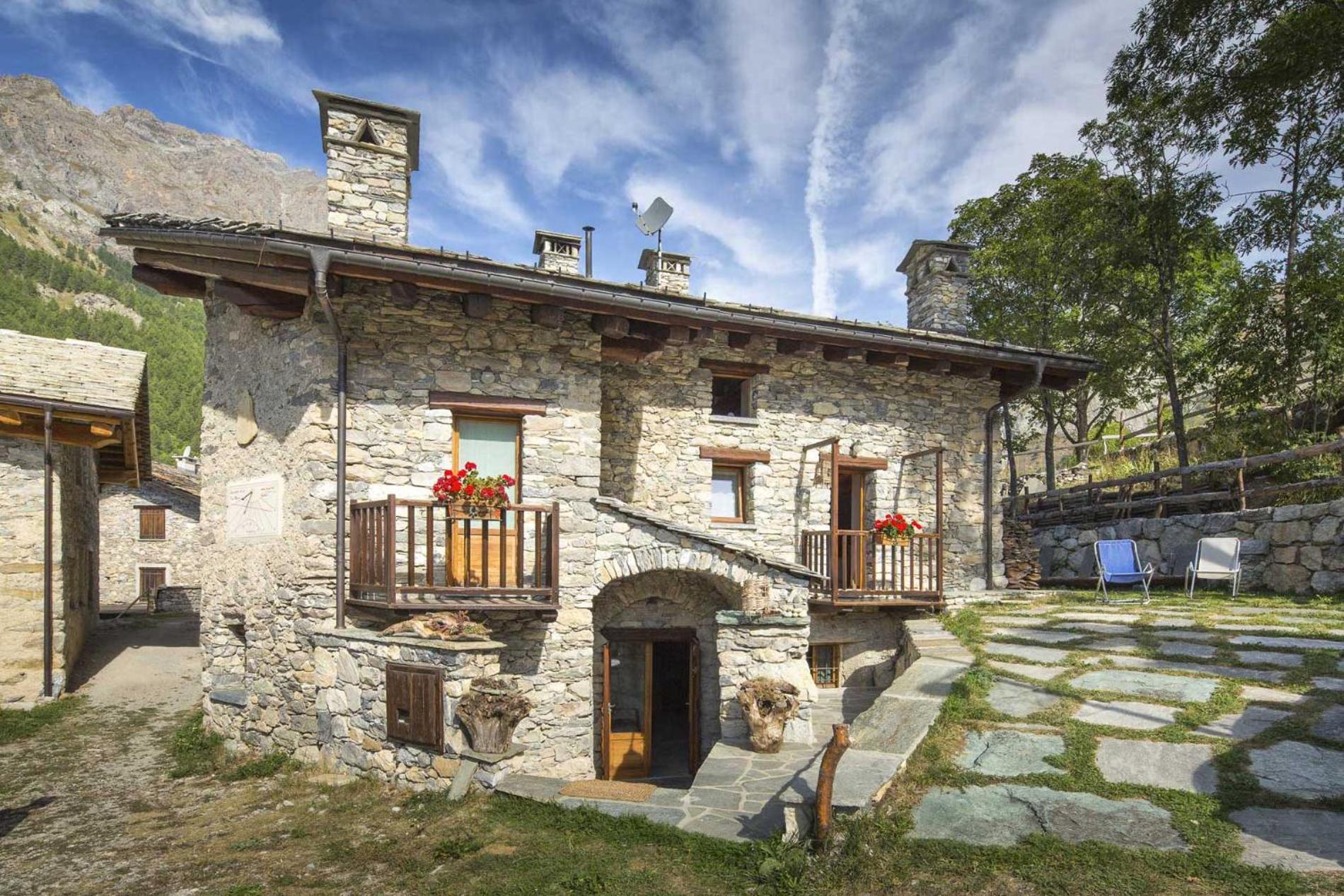 La Mizoun De Marguerito - Appartamento Genziana Chiappera Exterior photo